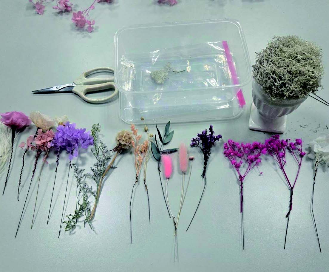 花藝作品製作前之花材準備