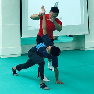老師教授怎麼正確保健身體